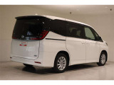 ★★★トヨタ認定中古車★★★ 1年間走行距離無制限の「ロングラン保証」が付いています。全国約4,500ヶ所のトヨタのお店で保証修理可能です。お出かけ先でも安心です。選べる延長保証もご用意しています。