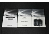 キーを取り出さずにドアを施錠&解錠。クルマの始動も可能です。