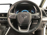 ハンドルは車を運転する上で、ずっと握っている重要なパーツです。手にフィットする物がいいですよね♪