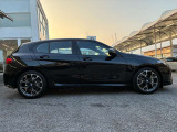 ★BMWエマージェンシーサービス:24時間、様々なトラブルの応急処置のアドバイス、出張修理やレッカー手配、お客様の交通手段やホテルの確保、そして場合によっては、その費用までをも負担するというサービスで