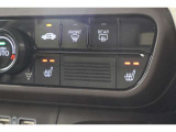 シートヒーター装備付き車!!座席に埋め込まれた電熱線によりシートを暖めることが出来る装備で、温められたシートは、寒い冬には最適です!!