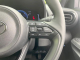 【レーダークルーズコントロール】高速道路での長距離走行が楽に!!自動で速度を保つクルーズコントロールが、衝突軽減システムと連携し、前方の車両を感知して車間を保つように速度調節してくれます!!