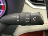 【オートライト】車外の明るさに応じて自動的にライトの点灯・消灯をしてくれます