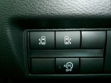 両側電動スライドドア装備です。運転席からボタン操作で開閉できます