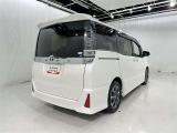 走りにこだわりながら収納力も持ち合わせたお車です。荷物を載せて軽快なドライブを楽しめますよ♪