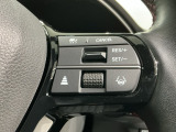 クルーズコントロールを装備しています。高速道路などで一定の速度で走ってくれるので運転が楽ですよ!速度を設定できますので、スピードの出しすぎにも注意できます。