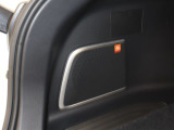 高機能サウンドシステム。車内に臨場感ある音楽空間を生み出します。