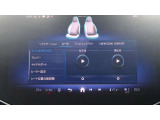 【シートキネティクス】シートバックレストとシートクッションを定期的にわずかな角度動かすことで背骨にかかるストレスを緩和する機能。長距離ドライブでも一定の姿勢で固まることなく疲れが軽減されます。