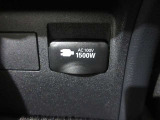 非常時やキャンプなどに役立つAC100Vコンセント付きです。