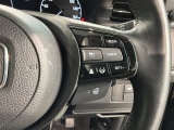 クルーズコントロールを装備しています。高速道路などで一定の速度で走ってくれるので運転が楽ですよ!速度を設定できますので、スピードの出しすぎにも注意できます。