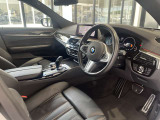 ≪駆け抜ける歓び≫ ≪Freude am Fahren≫