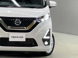 【LEDヘッドランプ】ハロゲンヘッドランプの約2倍の明るさ!夜の運転も安心です!