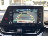 バックカメラが付いているので後方確認が非常にしやすいです。今や運転初心者も熟練者も必須装備!ついていて損はないですね♪