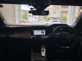 ドライバーを中心に設計された「Peugeot i-Cockpit」