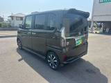 ルームクリーニングも隅々まで綺麗にしてお渡ししています。他店の車のクオリティと比較してください!!!
