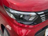 LEDヘッドランプ仕様。シャープな白光色のLEDランプを採用しました。夜の視界を明るくしてくれます。