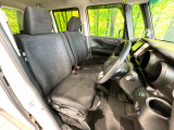 運転席シート廻りは使用感も少なく、良好な状態となっています。丁寧に使われていたことがよくわかりますね。