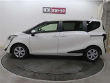 「使ってバック・・カードのポイントで月々の負担を軽減」。車種・年式によっては、対象外の車もあります。