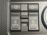 【両側パワースライドドア】スマートキーや運転席のスイッチで後席両側スライドドアの開閉が可能♪電動だから力を入れてドアを開ける必要が無く、小さなお子様でも簡単に開け閉めでき快適です♪