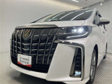 消費電力も少なく寿命も長いのがLEDの特徴。HIDのような点灯のタイムラグもなくパッと明るくなるのも特徴のひとつです。