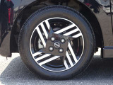 【タイヤ】 【純正14インチアルミホイール】《155/65R14》専用のアルミなのでお車のイメージぴったりですね!