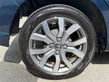 タイヤサイズは175/55R15!純正アルミホイール装着です!