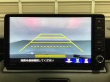 バックでの車庫入れも安心です! リアカメラが付いているバックモニター付のナビを装備しております。操作線もついており距離感も画面から確認できます。