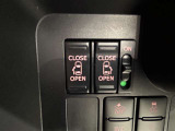 両側電動スライドドアで狭い所でも乗り降り楽々です!