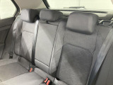 シートは適度な硬さによって長時間の運転でも疲れにくいと定評があります。国産車とは全く違った座り心地ですが、長年培われた欧州の椅子文化をご体感ください。