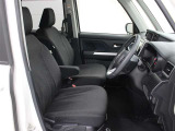 運転席廻りです。