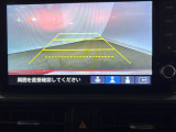 ★バックモニター搭載★ バック時目視しにくいクルマの周囲をカメラで映し出し、安全・安心駐車をサポート♪バックの苦手な方も後ろがハッキリ見えるので安心です☆