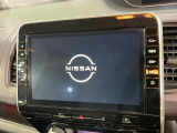 【メーカー純正ナビ】インテリアに溶け込むスタイリッシュな「専用設計」メーカーナビを装備♪視認性や操作性など基本性能にも優れ、より上質なカーライフをお楽しみいただけます。
