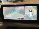 【アラウンドビューモニター】車を上から見下ろしているかのような映像で周囲の状況がひと目で確認、狭い駐車場に駐車するときも安心です♪♪障害物などがあると警告音がなりますので安心して駐車が出来ます★