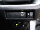 オートマチックハイビームとは、先行車や対向車のライトを認識し、ハイビームとロービームを自動で切り替える機能です。夜道の視界を確保します。詳細は販売店スタッフまでおたずねください。