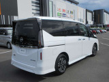 セレナ 1.4 e-POWER ハイウェイスターV 