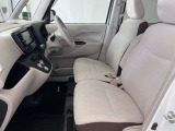 【車内ルームクリーニング済】専門スタッフにより車内はきれいにルームクリーニングを行っております。