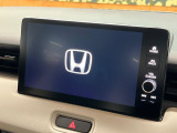 【純正9型ナビ】人気の純正ナビを装備しております。ナビの使いやすさはもちろん、オーディオ機能も充実!キャンプや旅行はもちろん、通勤や買い物など普段のドライブも楽しくなるはず♪