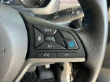 プロパイロットは前を走行するクルマを検知しアクセル、ブレーキをコントロールして車間距離を保つ手助けをしてドライバーの運転負担を軽減します。