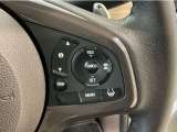【アダプティブ・クルーズ・コントロール】予め設定した車速内でクルマが自動的に加減速。 前走車との適切な車間距離を維持しながら追従走行し、高速道路でのドライバーの疲労を軽減してくれる嬉しい機能付♪