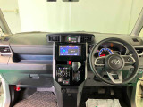 メーターやシフト、スイッチ位置など運転席まわりの配置はしっくりいきたいものですね!まずは座ってチェックしてみて下さい♪