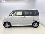 両側パワースライドドア付きだから、狭い駐車スペースなどでの 乗り降りラクラク!小さなお子さまのいるご家庭には嬉しい装備。
