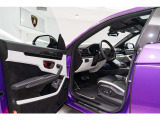 Full Electric Front Seats with ventilation and massage