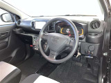 見通しのよいすっきりとした視界で、誰でも運転しやすいです。運転のしやすさは疲れにくさにも繋がりますよ♪