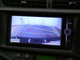 バックガイドモニターで、後方を確認しながら安心して駐車することができます。運転初心者も熟練者も必須の機能ですよ!