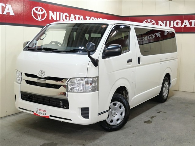 トヨタ ハイエースバン 