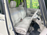 運転席シート廻りは使用感も少なく、良好な状態となっています。丁寧に使われていたことがよくわかりますね。