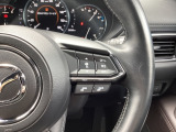 MRCC(マツダレーダークルーズコントロール)は先行車との車間を維持しながら追従走行を行い、長距離でのドライバー負担を軽減させてくれます。