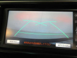 バックガイドモニターで、後方を確認しながら安心して駐車することができます。運転初心者も熟練者も必須の機能ですよ!