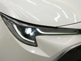LEDヘッドライトです。デザイン性がよくとても明るいので、夜間の走行や悪天候でも安心です。しかも長寿命!