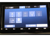 CD・DVD・SDオーディオ・Bluetoothオーディオ再生可能。SDカードへの音楽録音も可能。フルセグTV視聴可能。